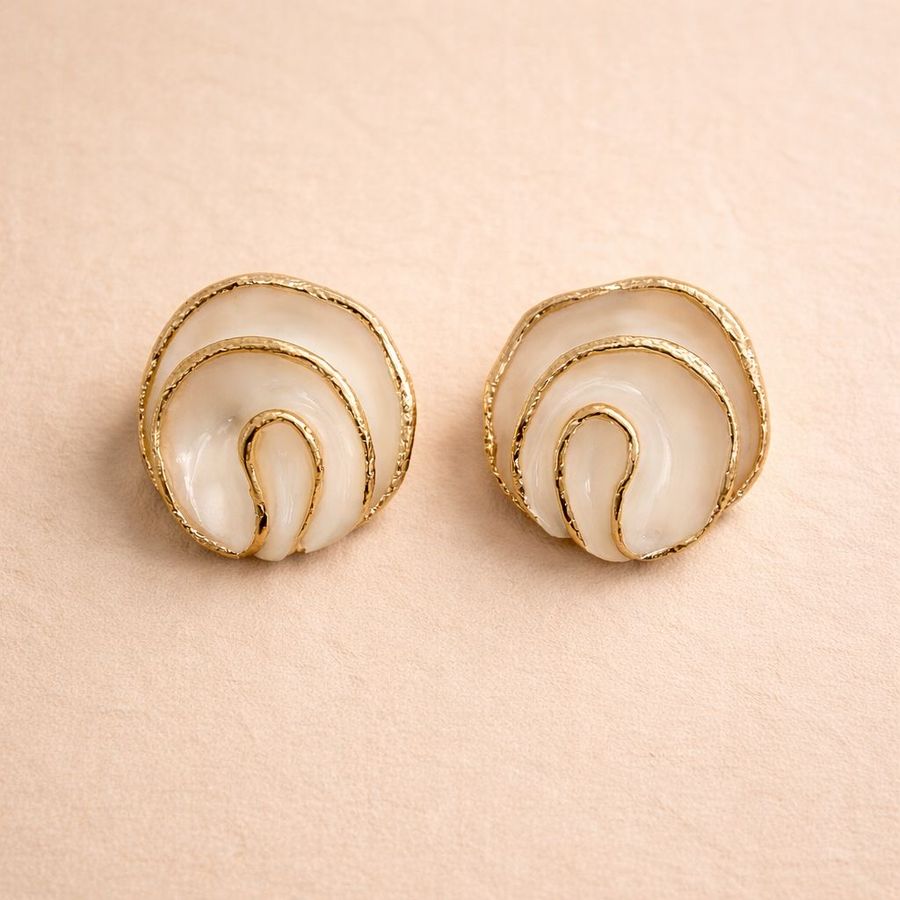 Silk Swirl Studs